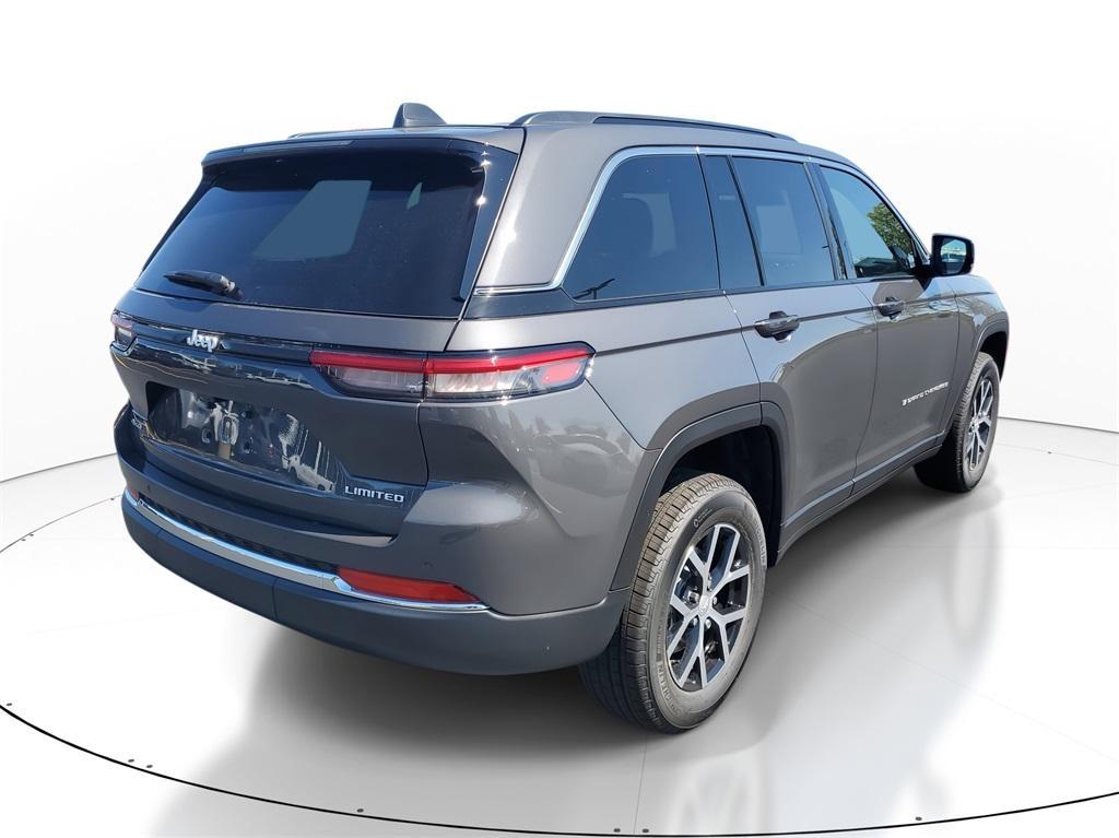 new 2025 Jeep Grand Cherokee car, priced at $43,783