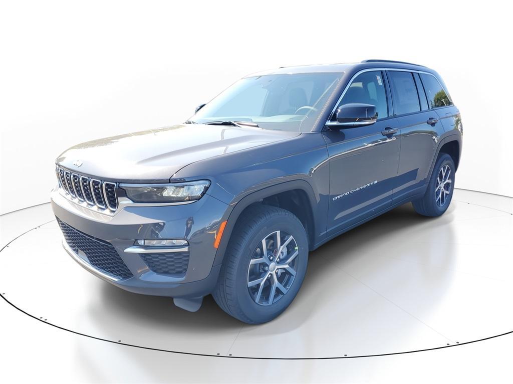 new 2025 Jeep Grand Cherokee car, priced at $43,783