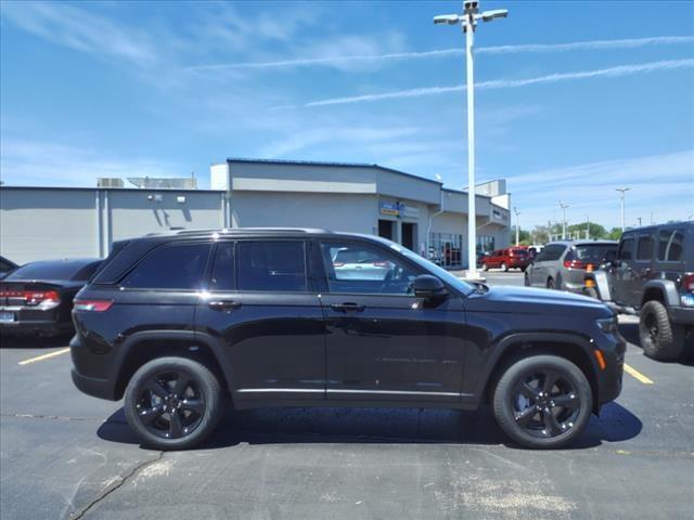 new 2024 Jeep Grand Cherokee car, priced at $48,971