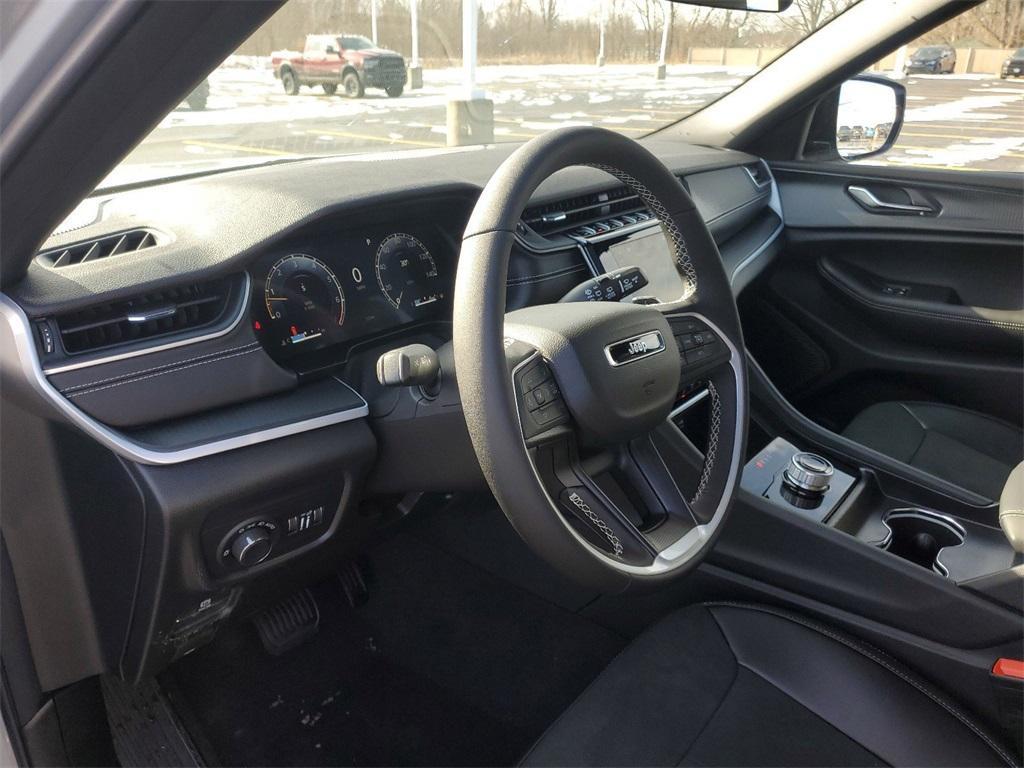 new 2025 Jeep Grand Cherokee L car, priced at $46,170