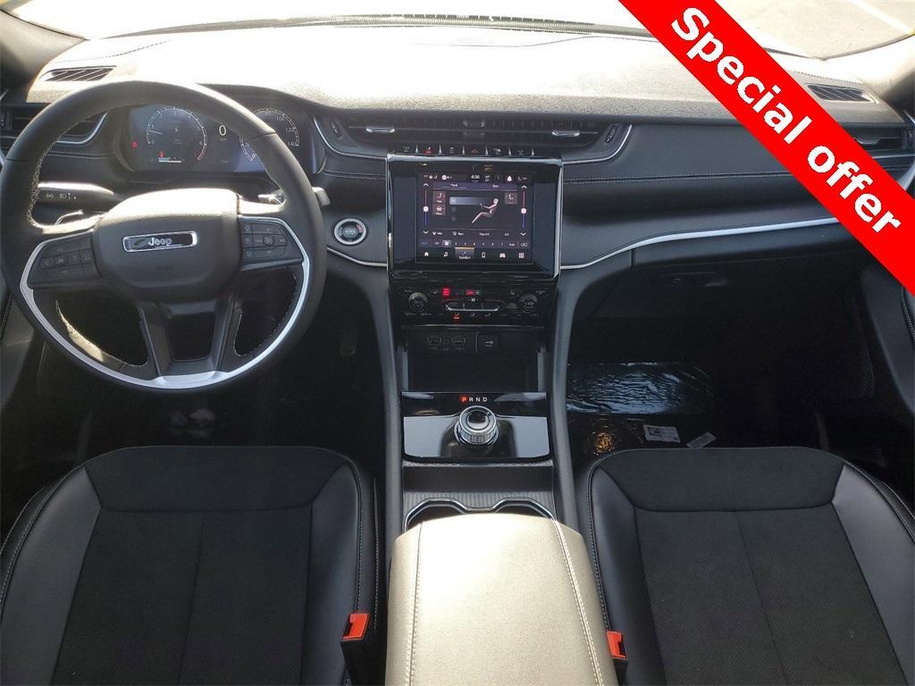 new 2025 Jeep Grand Cherokee L car, priced at $39,988