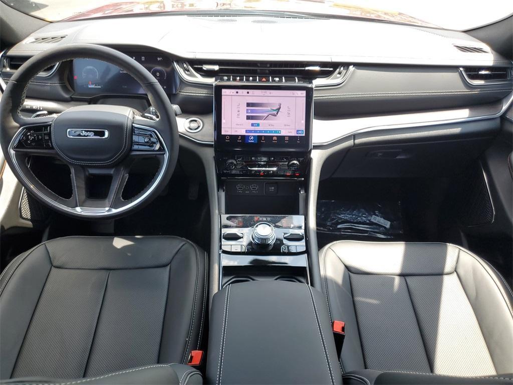 new 2025 Jeep Grand Cherokee car, priced at $51,387