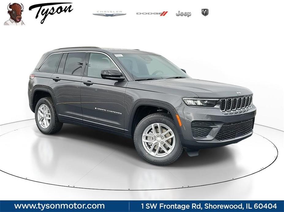 new 2025 Jeep Grand Cherokee car, priced at $39,006