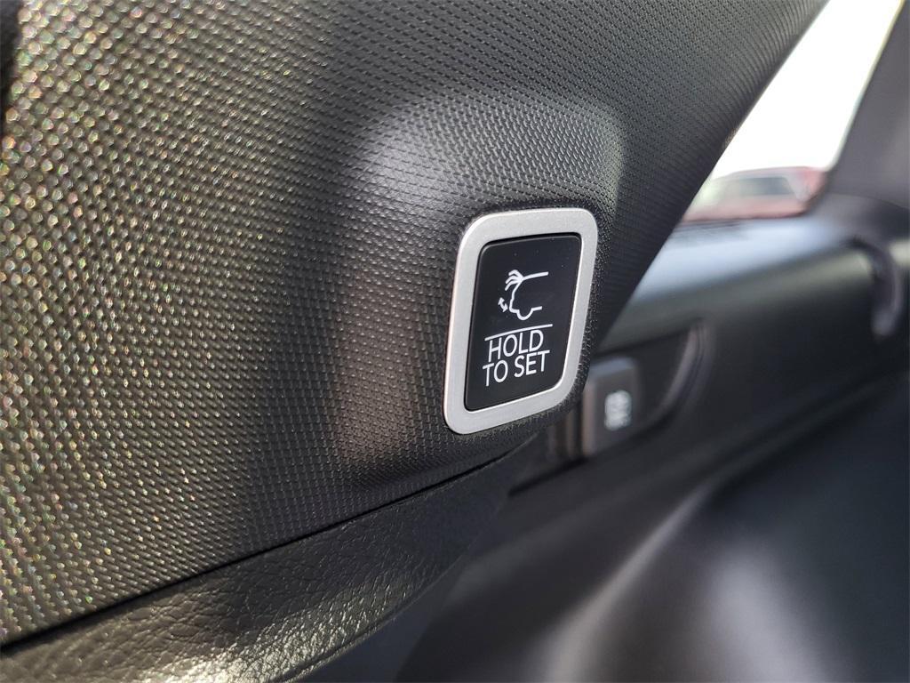new 2025 Jeep Grand Cherokee car