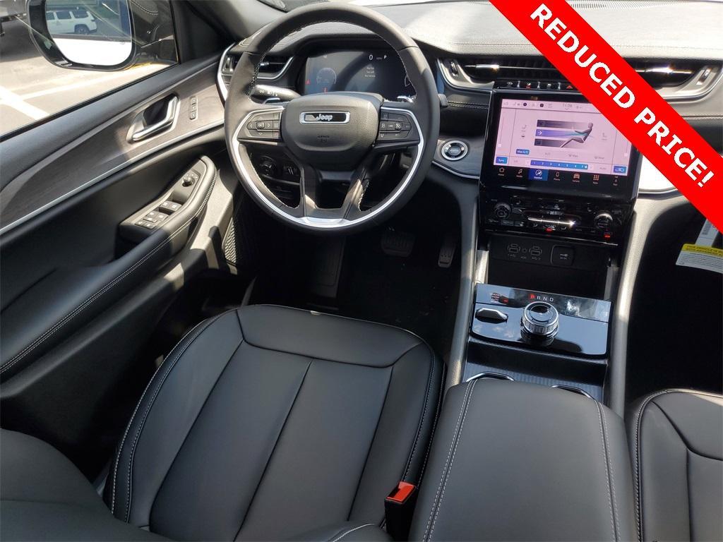 new 2025 Jeep Grand Cherokee car, priced at $44,488