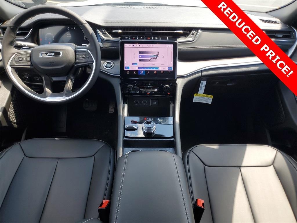 new 2025 Jeep Grand Cherokee car, priced at $44,488