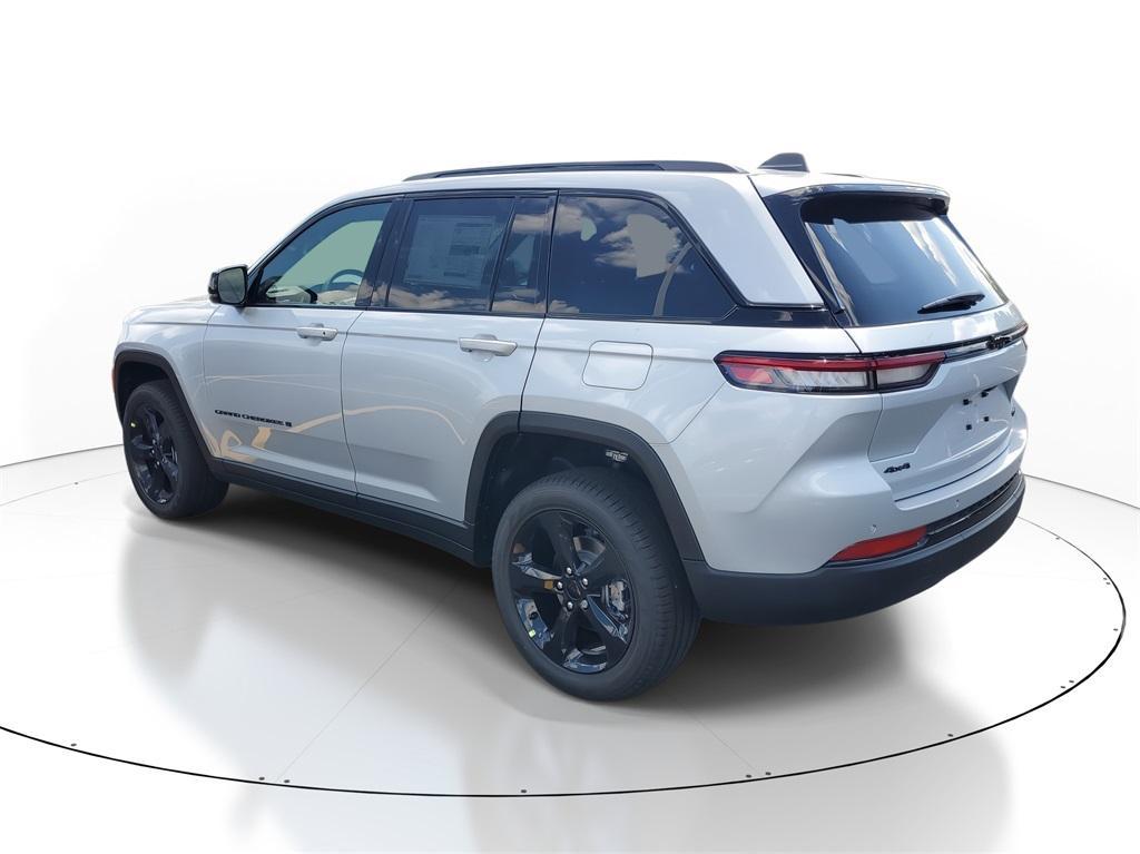 new 2025 Jeep Grand Cherokee car