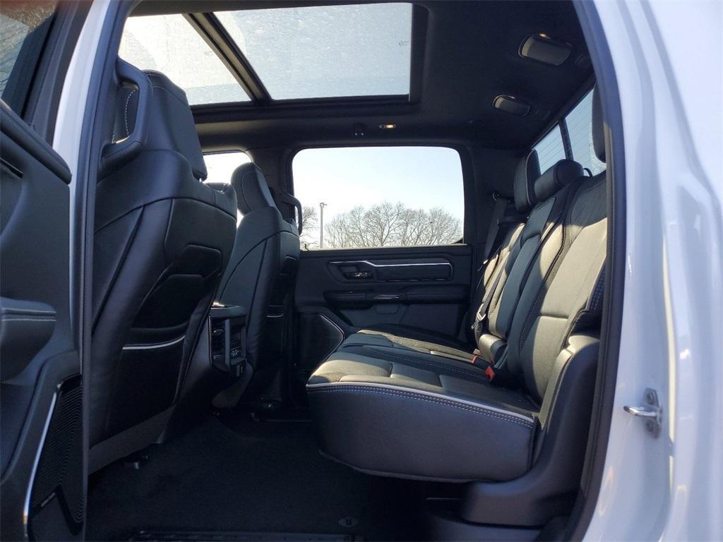 new 2025 Ram 1500 car, priced at $75,571