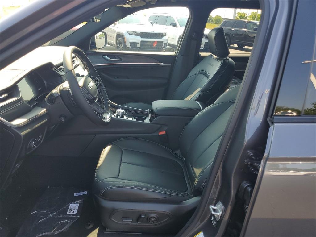 new 2025 Jeep Grand Cherokee L car, priced at $53,249