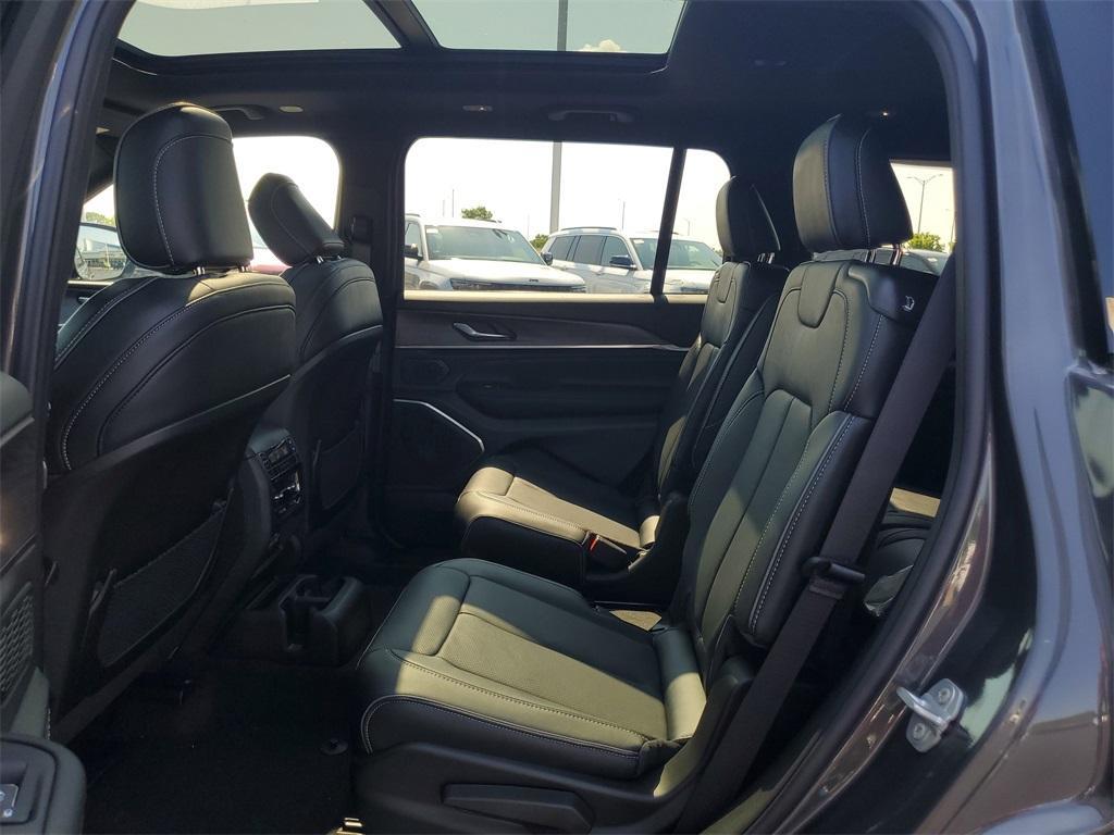 new 2025 Jeep Grand Cherokee L car, priced at $53,249