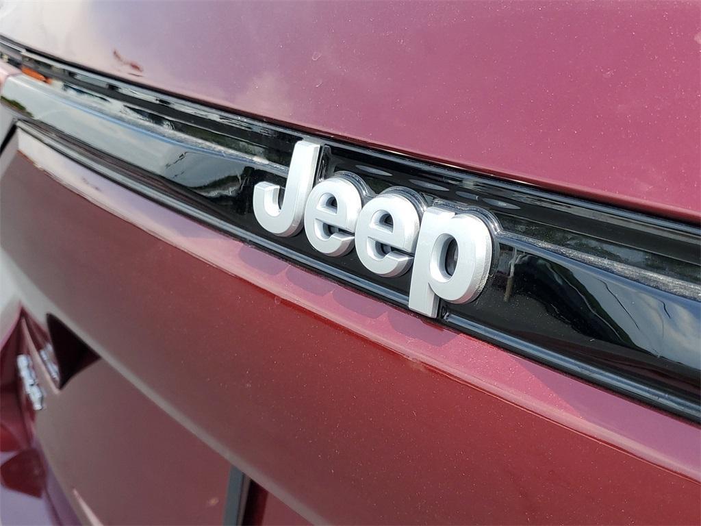 new 2025 Jeep Grand Cherokee car, priced at $39,531