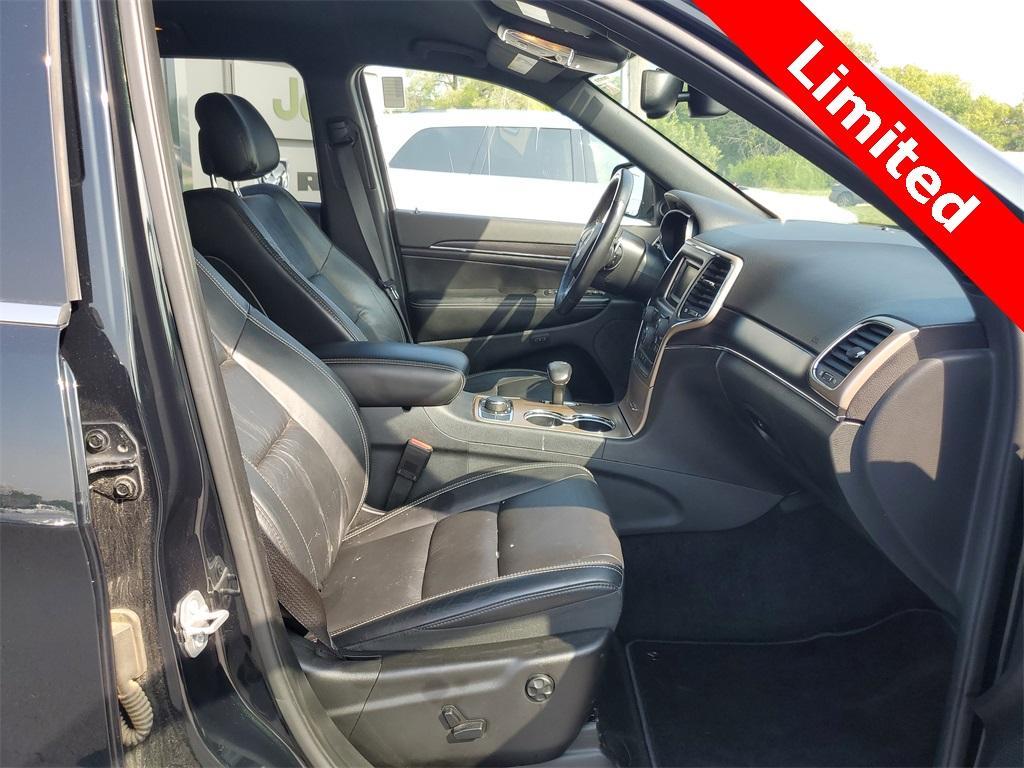 used 2015 Jeep Grand Cherokee car, priced at $12,977