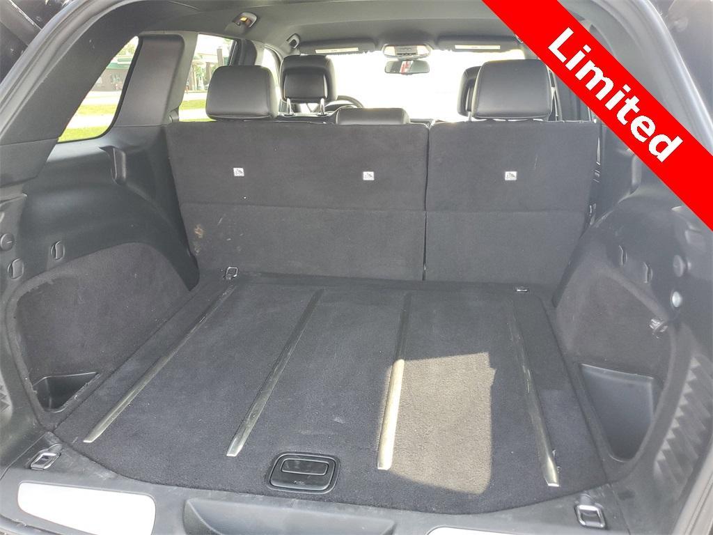 used 2015 Jeep Grand Cherokee car, priced at $12,977
