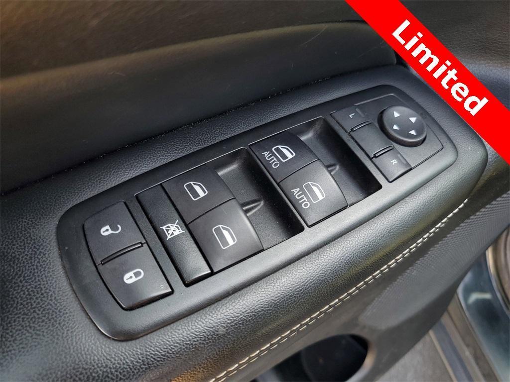 used 2015 Jeep Grand Cherokee car, priced at $12,977