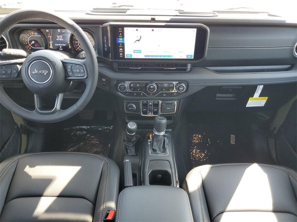 new 2025 Jeep Gladiator car, priced at $44,214
