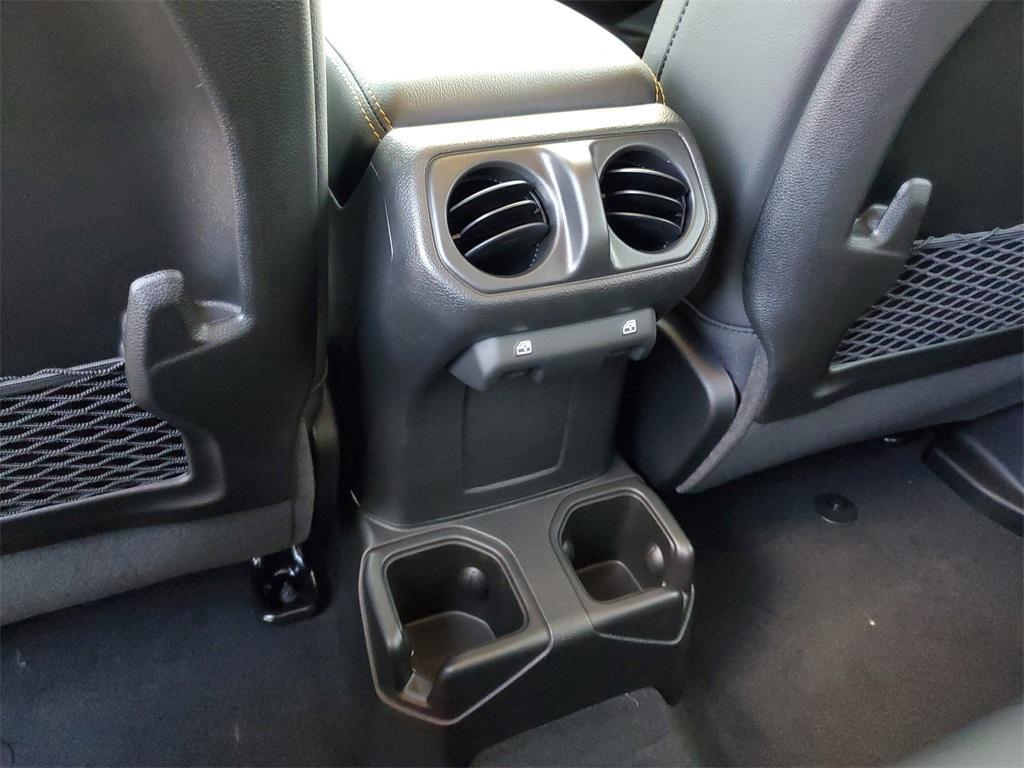 new 2025 Jeep Gladiator car, priced at $44,214