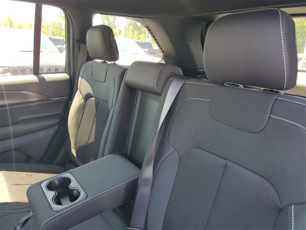 new 2025 Jeep Grand Cherokee car, priced at $38,530