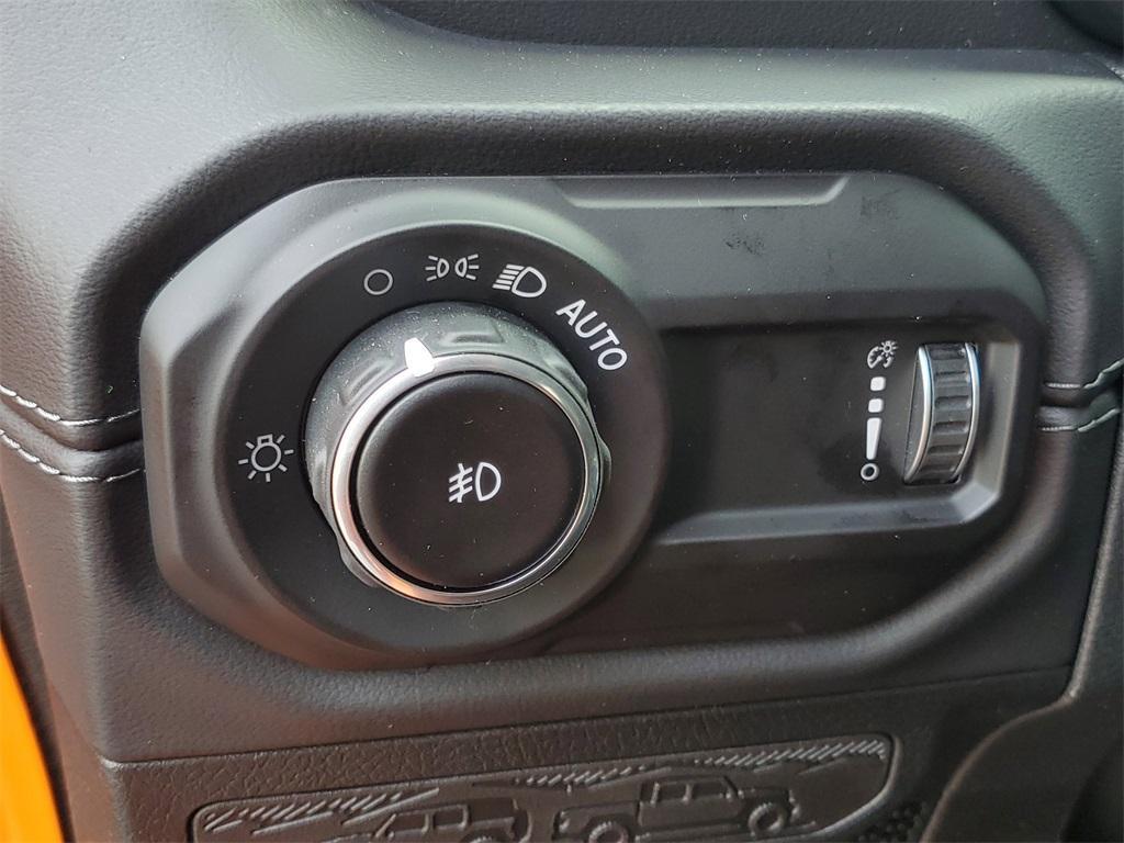 new 2025 Jeep Wrangler car, priced at $49,999