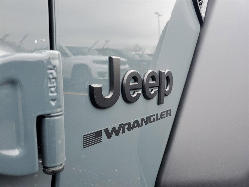 new 2025 Jeep Wrangler car, priced at $51,057