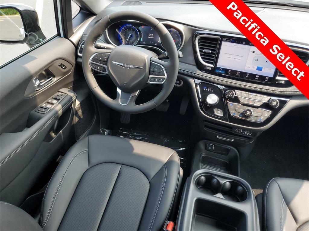 new 2025 Chrysler Pacifica car, priced at $39,716