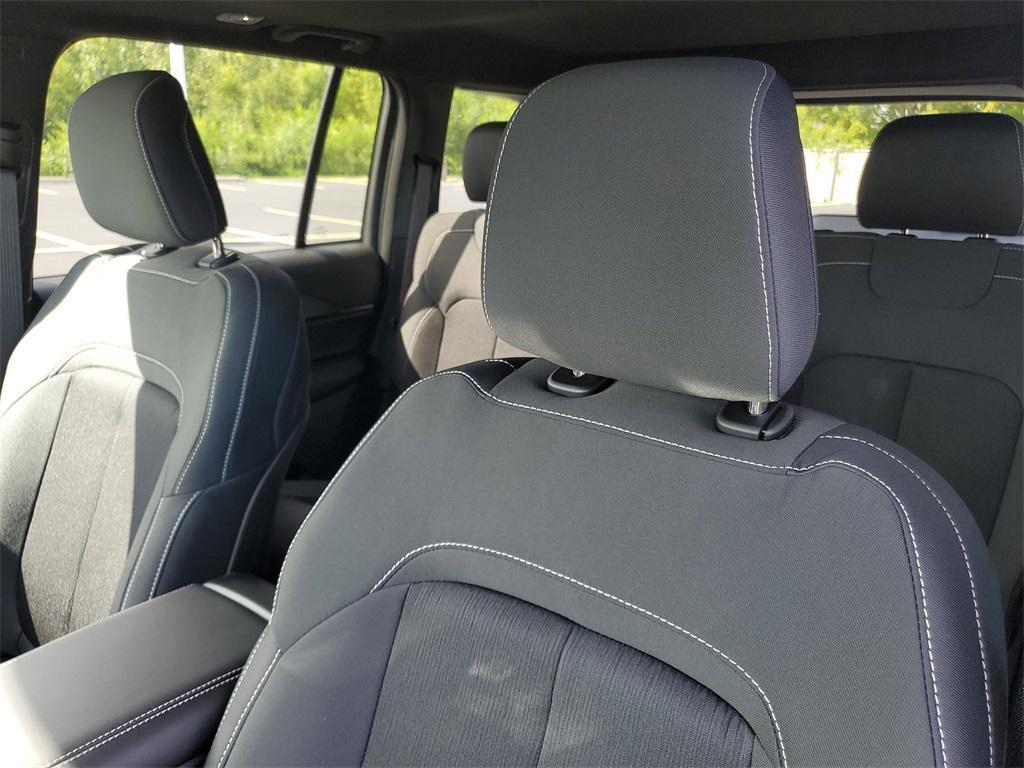 new 2025 Jeep Grand Cherokee car, priced at $37,943