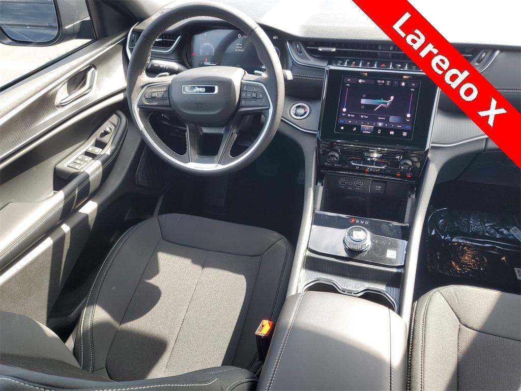 new 2025 Jeep Grand Cherokee car, priced at $36,943