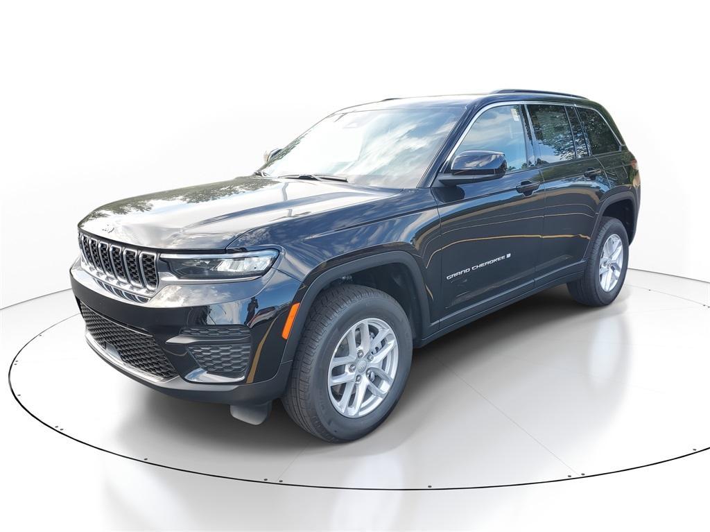 new 2025 Jeep Grand Cherokee car, priced at $37,943