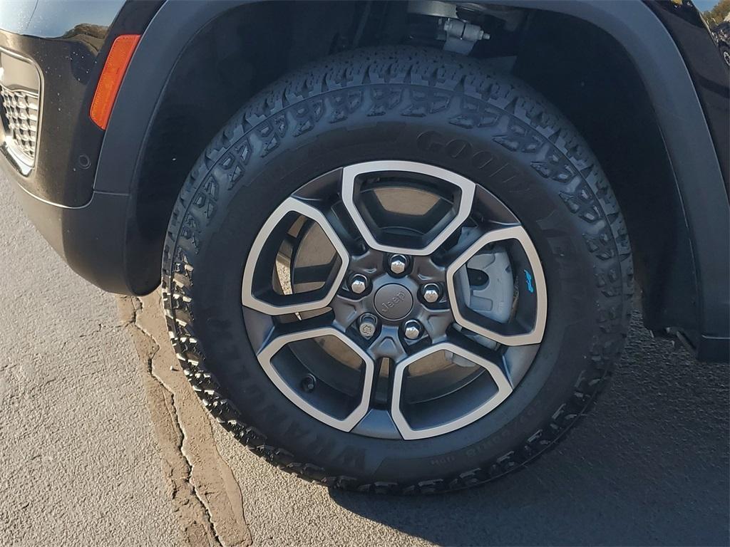 used 2022 Jeep Grand Cherokee 4xe car, priced at $31,977