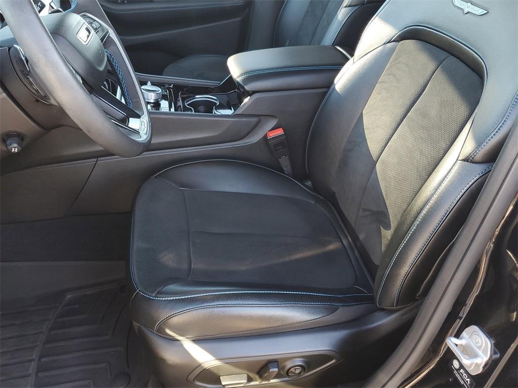 used 2022 Jeep Grand Cherokee 4xe car, priced at $31,977