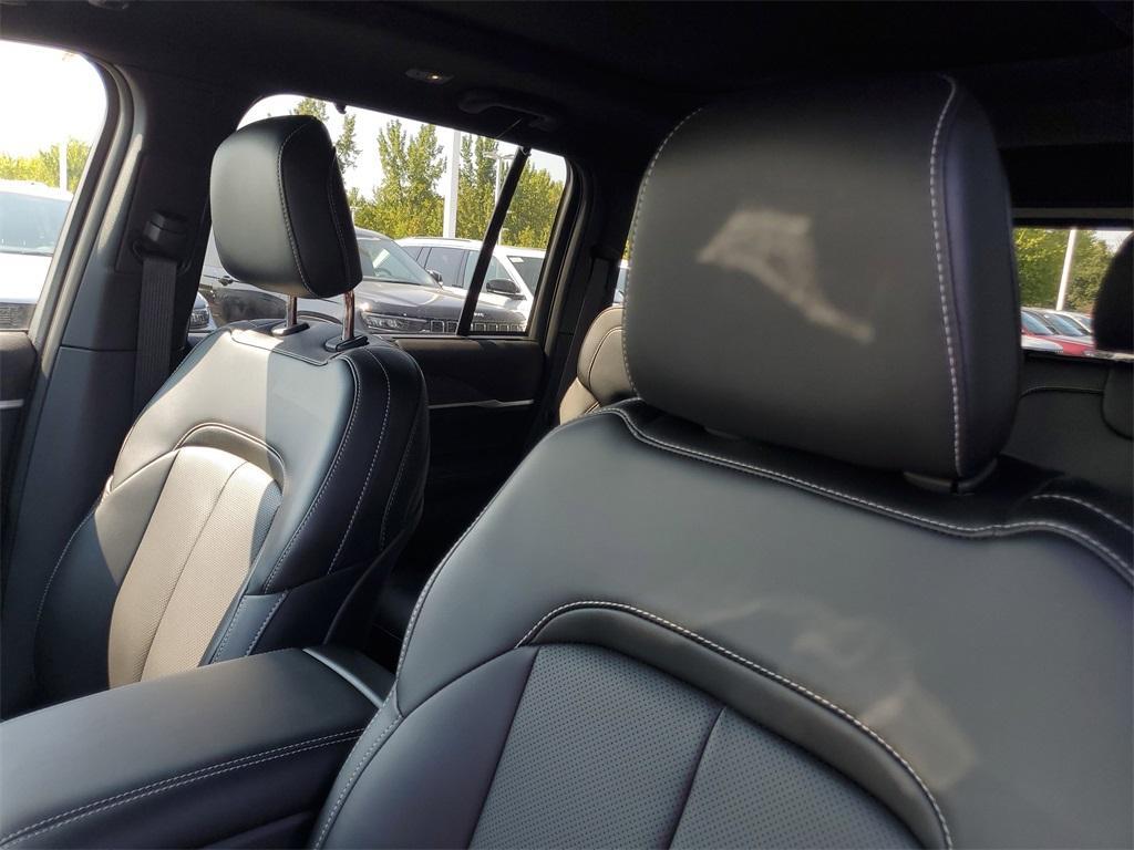 new 2025 Jeep Grand Cherokee car, priced at $49,494