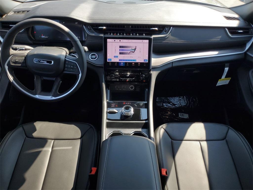 new 2025 Jeep Grand Cherokee car, priced at $49,494