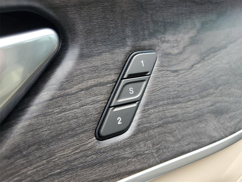 new 2025 Jeep Grand Cherokee car, priced at $41,522