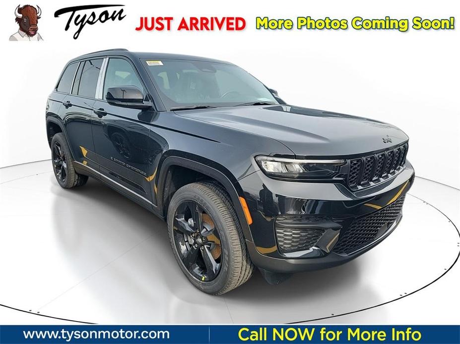 new 2025 Jeep Grand Cherokee car, priced at $43,670