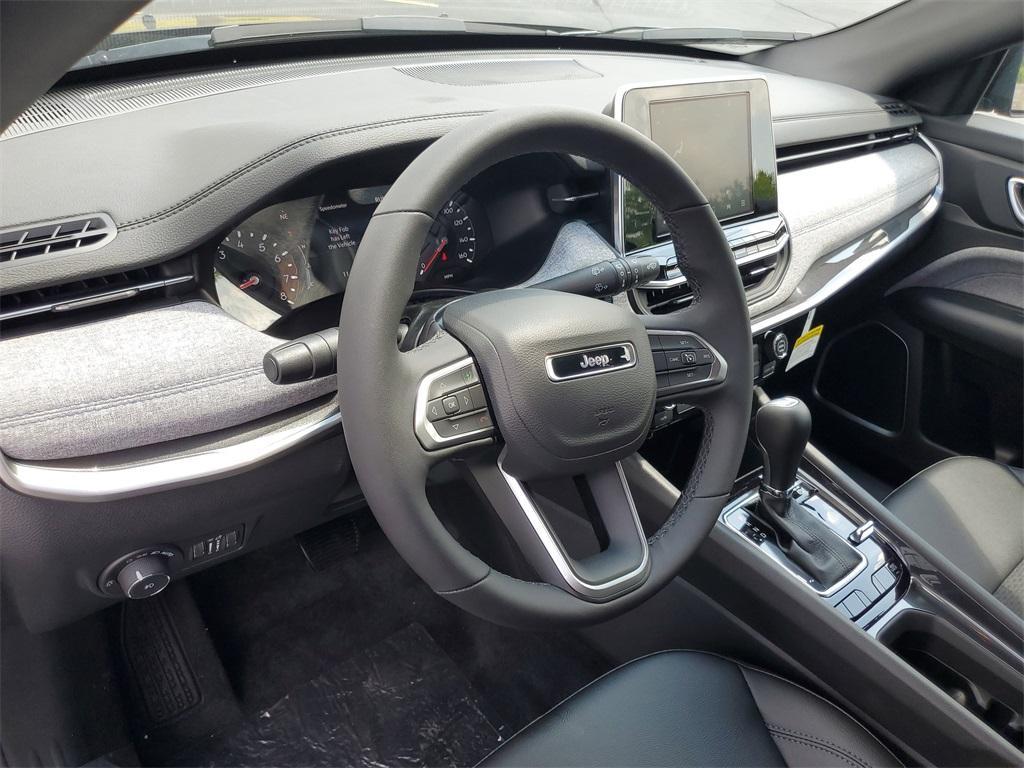 new 2025 Jeep Compass car, priced at $26,760