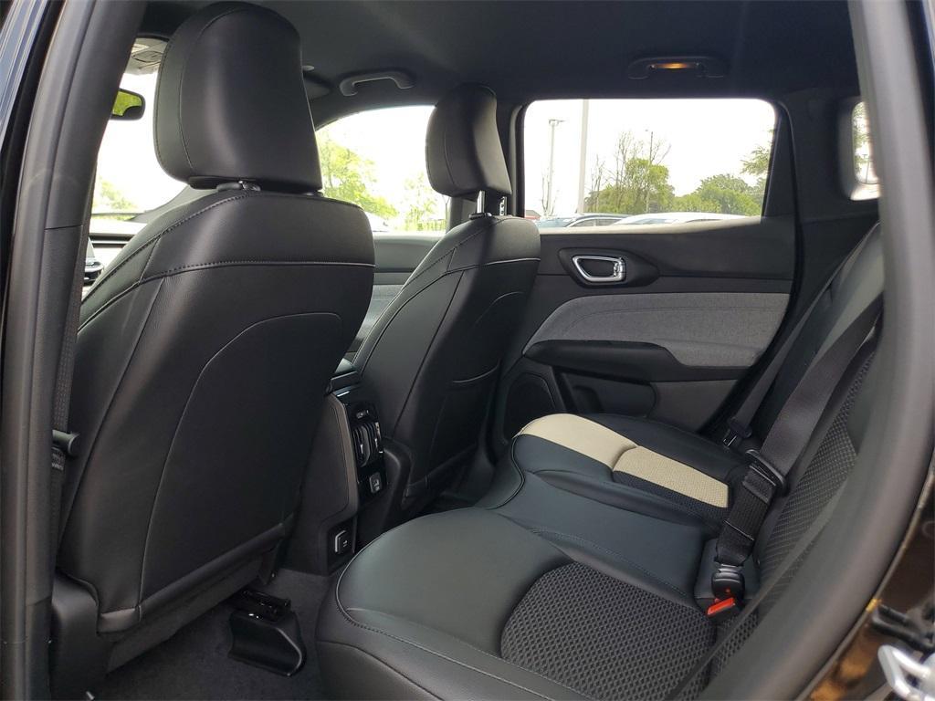 new 2025 Jeep Compass car, priced at $26,760