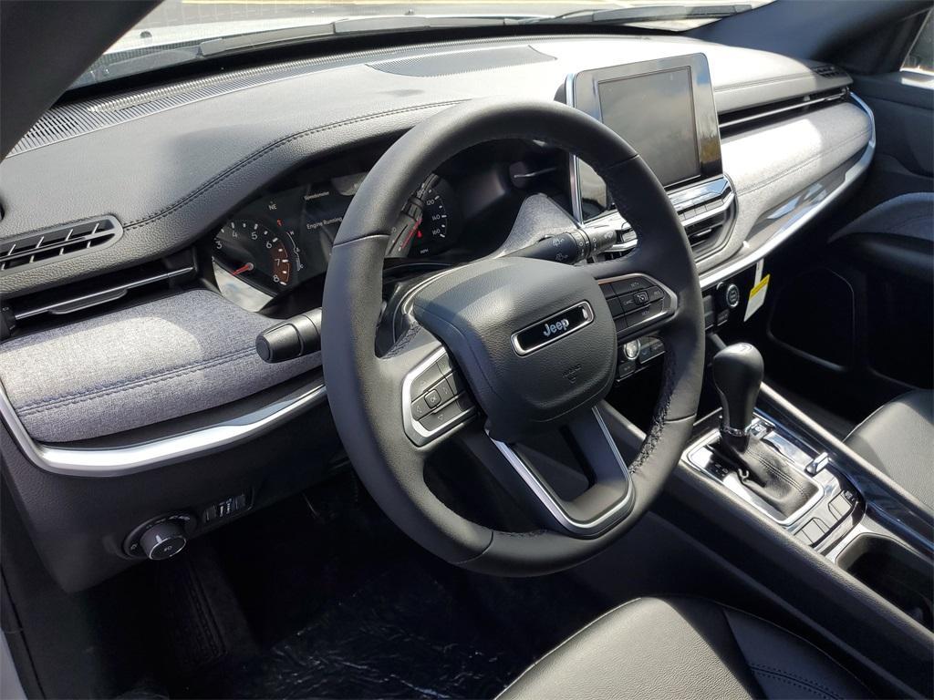 new 2025 Jeep Compass car, priced at $26,260
