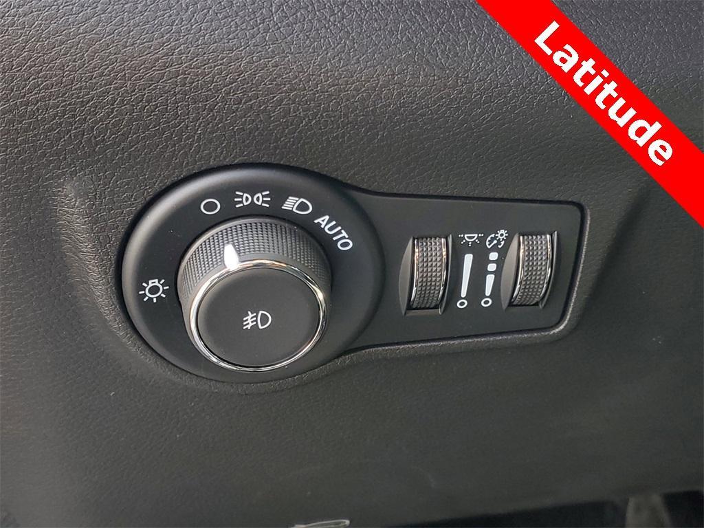 new 2025 Jeep Compass car, priced at $23,074
