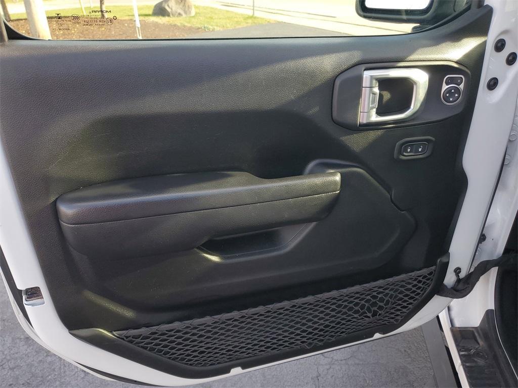 used 2021 Jeep Gladiator car, priced at $31,881