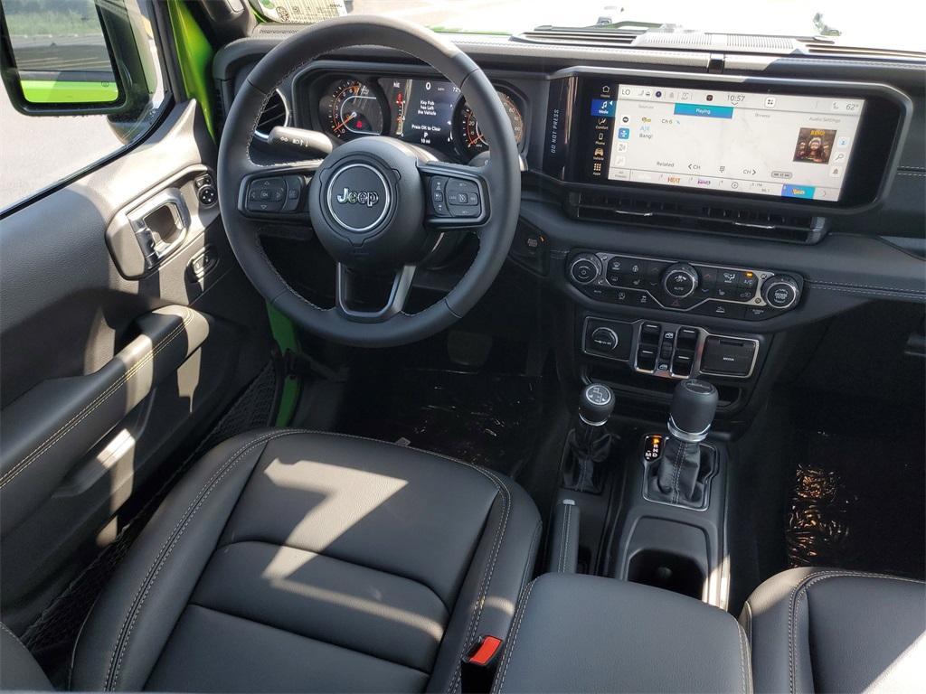 new 2025 Jeep Gladiator car