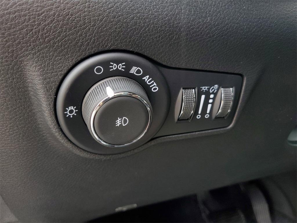 new 2025 Jeep Compass car, priced at $33,830