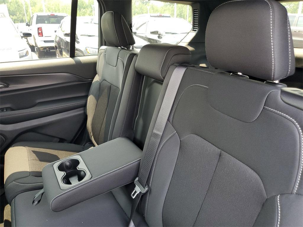 new 2025 Jeep Grand Cherokee L car, priced at $41,219