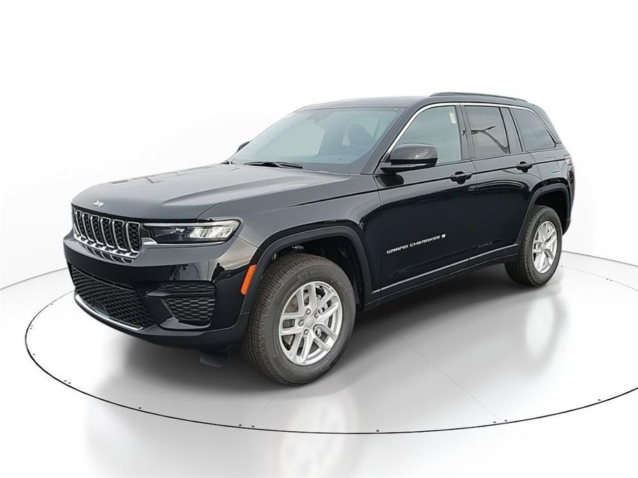 new 2025 Jeep Grand Cherokee car, priced at $42,506