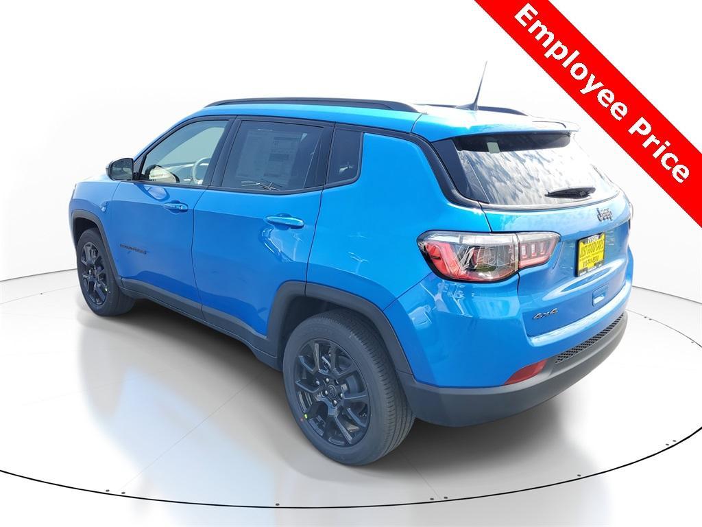 new 2025 Jeep Compass car, priced at $28,990