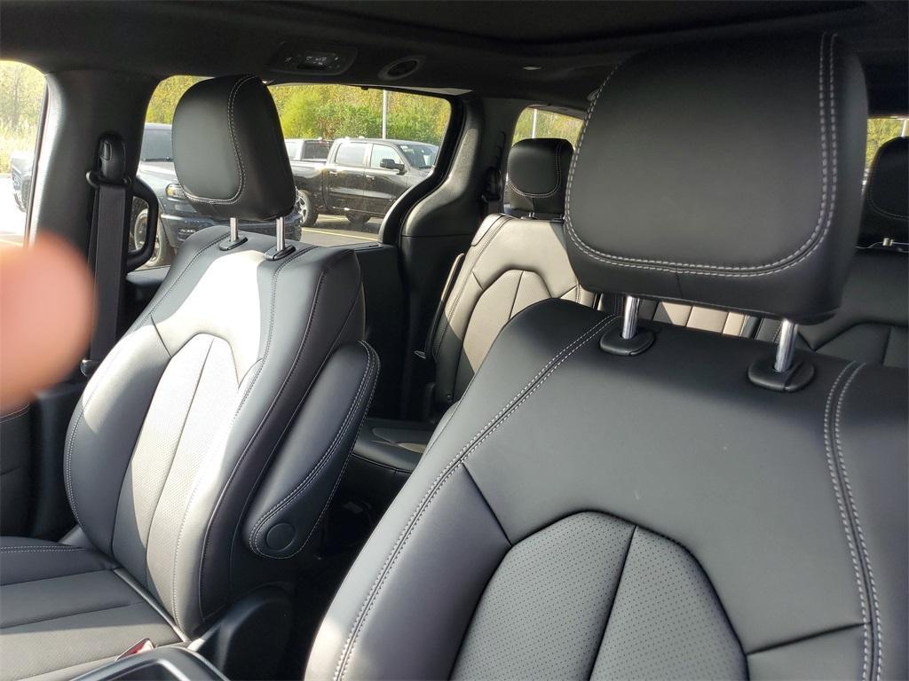 new 2026 Chrysler Pacifica car, priced at $48,132