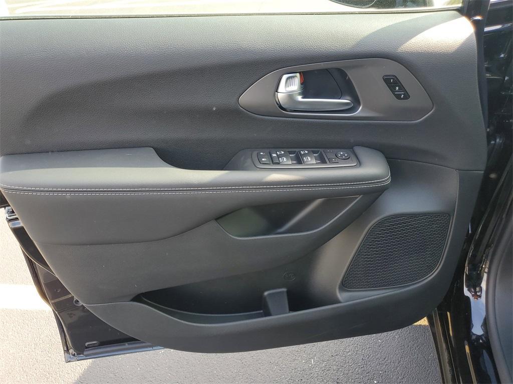 new 2026 Chrysler Pacifica car, priced at $48,132
