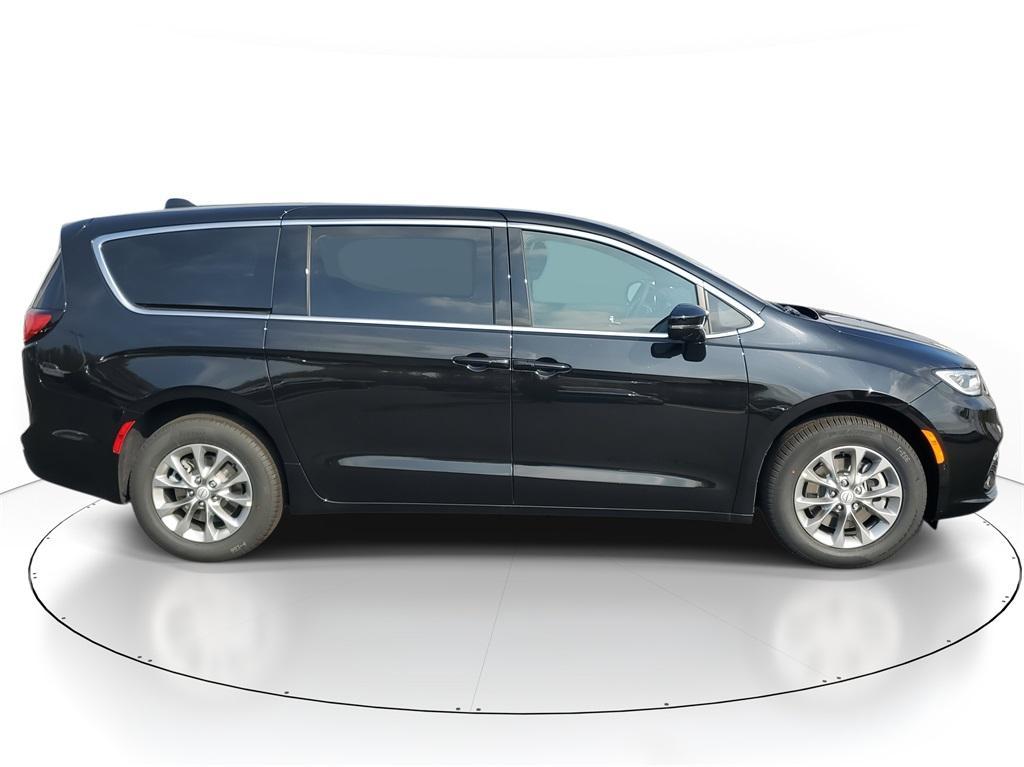 new 2026 Chrysler Pacifica car, priced at $48,132