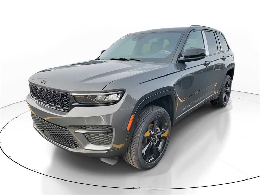 new 2025 Jeep Grand Cherokee car, priced at $44,170