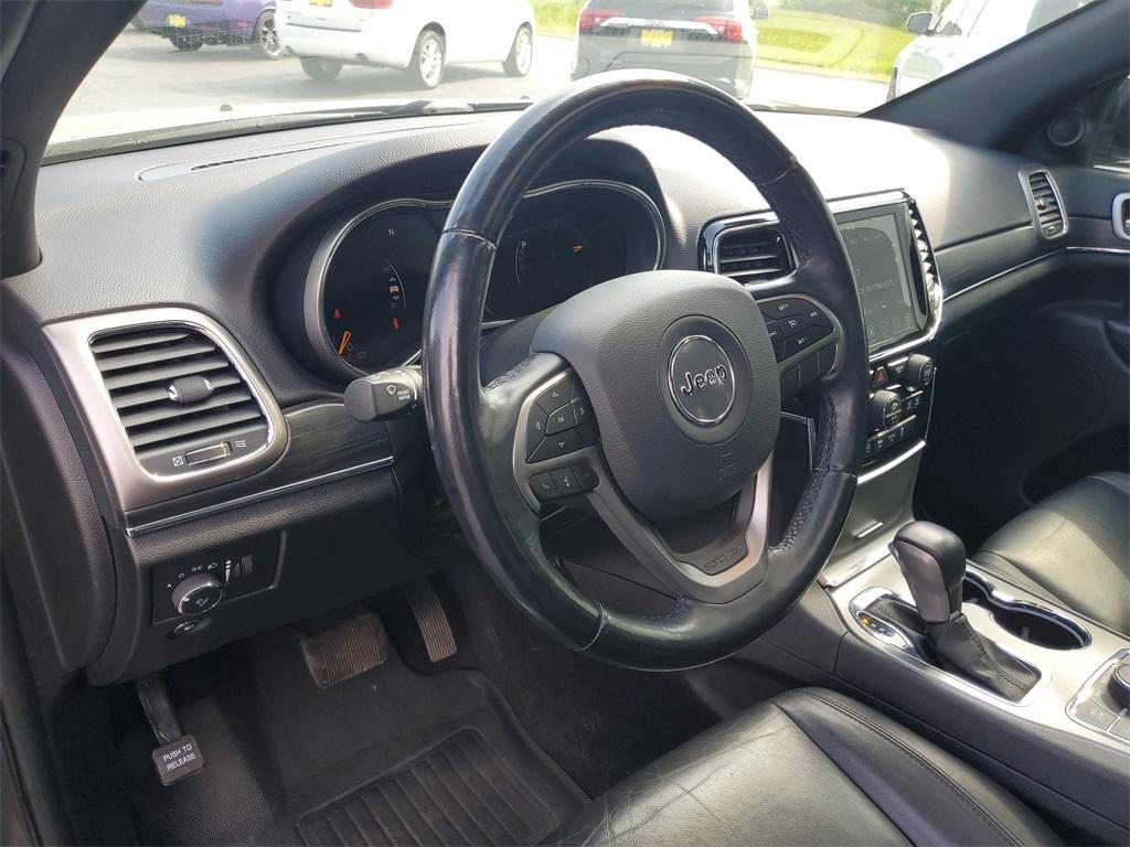 used 2020 Jeep Grand Cherokee car, priced at $22,877