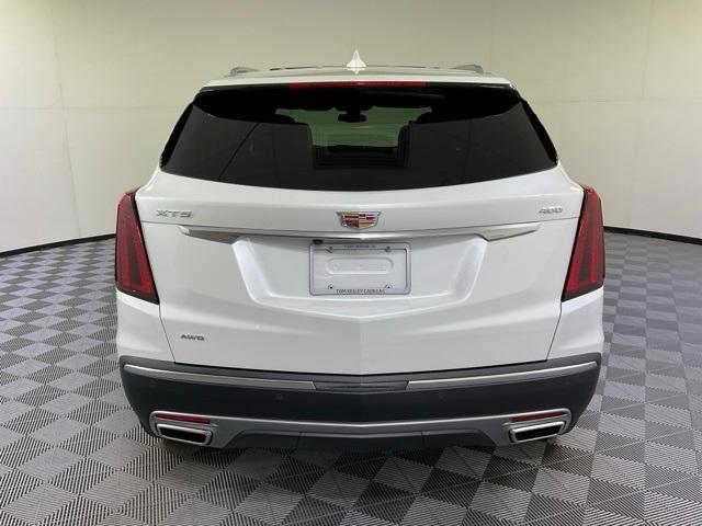 new 2025 Cadillac XT5 car, priced at $59,255