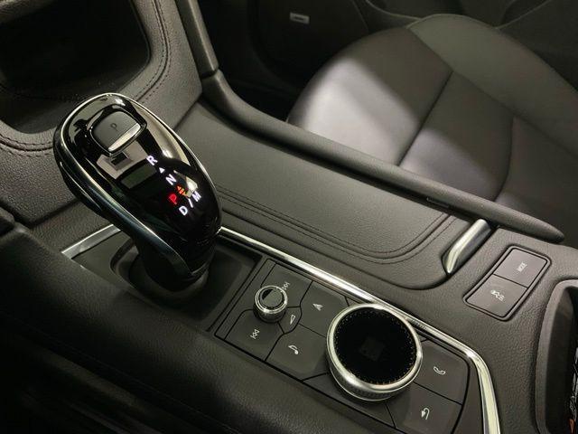 used 2025 Cadillac XT6 car, priced at $53,387